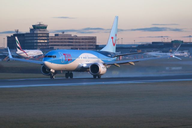 Boeing 737 MAX 8 (G-TUMA) - TOM2106 on an early morning departure to Tenerife for the Christmas sunseekers