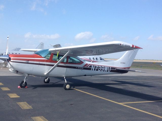 Cessna Skylane (N739WU)