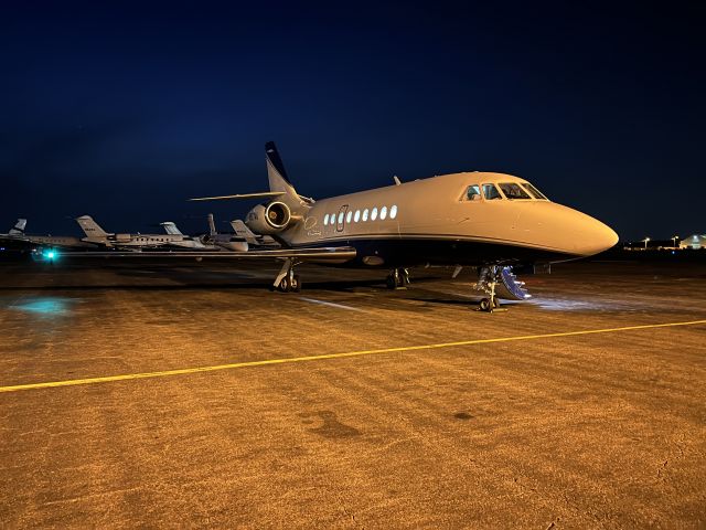 Dassault Falcon 2000 (N376MC)