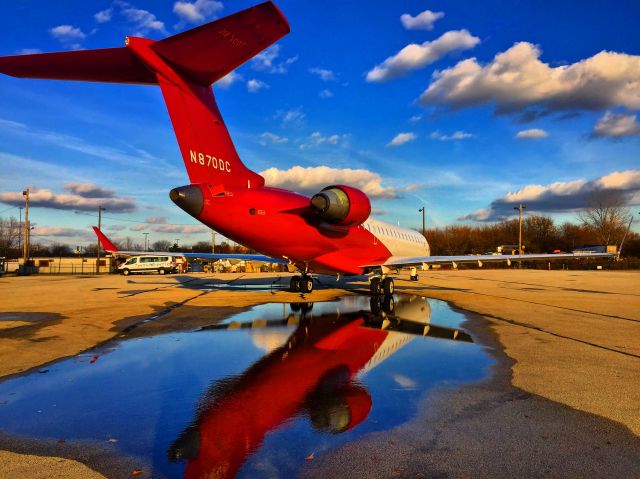 Canadair Regional Jet CRJ-700 (N870DC)