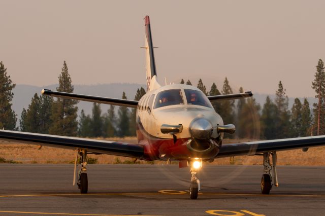 Socata TBM-700 (N211GR)