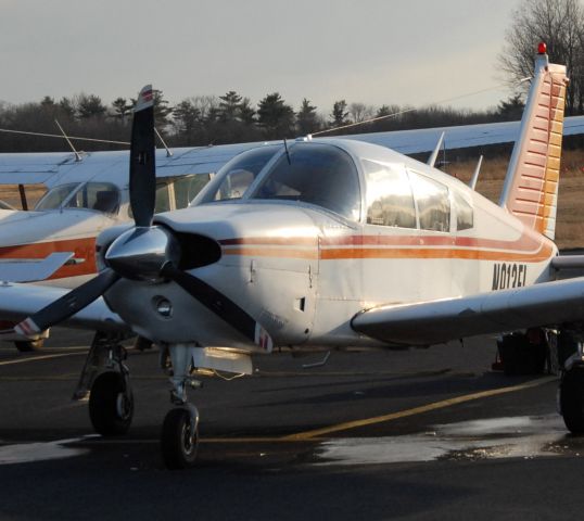 Piper Cherokee (N913FL) - Piper Arrow at 1B9 Mansfield, MA