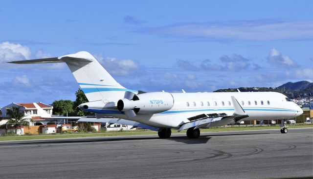 Bombardier Global Express (N70PS)