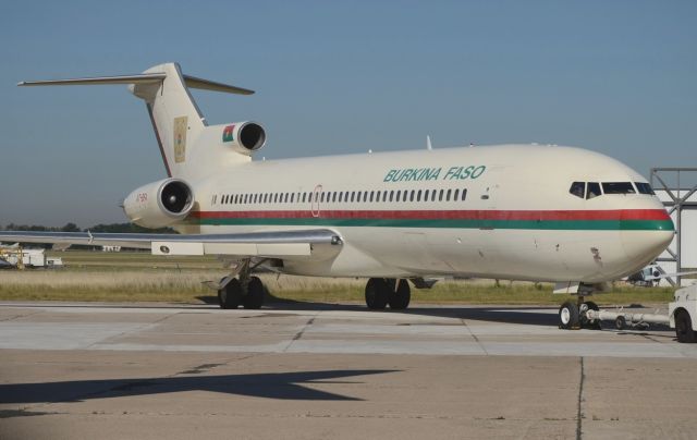 BOEING 727-200 (XT-BFA)