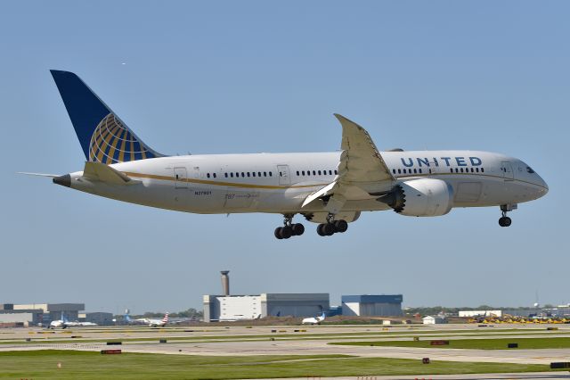 Boeing 787-8 (N27901) - 10C 05-09-25