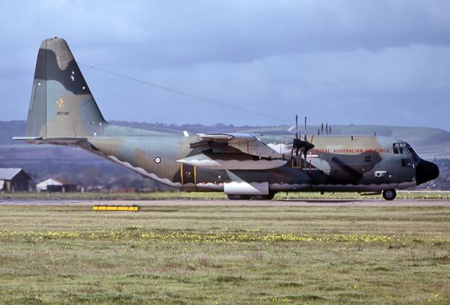 A97012 — - AUSTRALIA - AIR FORCE - LOCKHEED C-130H HERCULES (L-382) - REG : A97-012 (CN 382-4793) - EDINBURGH RAAF BASE ADELAIDE SA. AUSTRALIA - YPED (18/7/1980)JUST FINISHED SCANNING THIS SLIDE AT 6400 DPI.