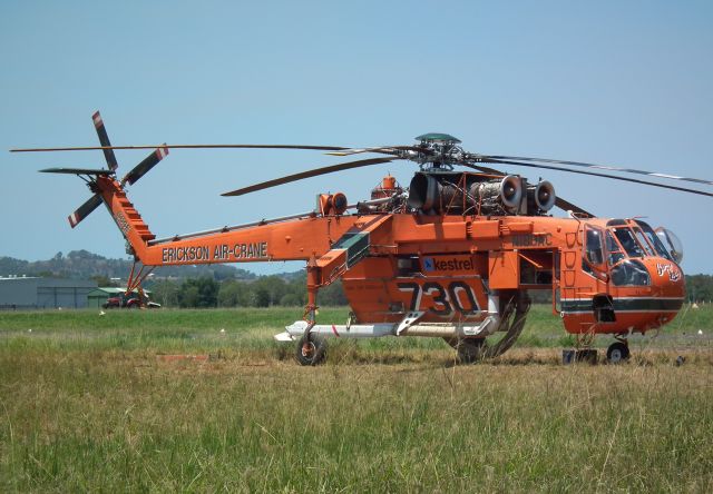 Sikorsky CH-54 Tarhe (N189AC) - sitting at Lismore airport waiting for action!