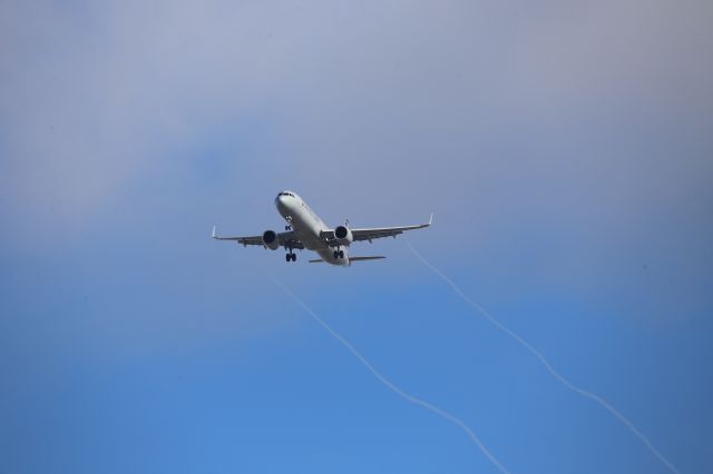 Airbus A321neo (N400AN)