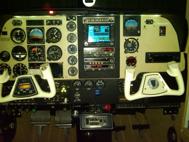 Beechcraft Bonanza (36) (N7207L)