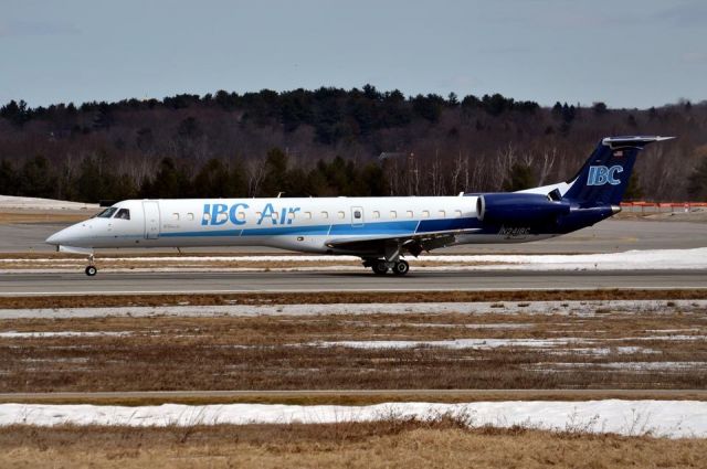 Embraer ERJ-145 (N241BC)