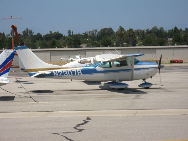 Cessna Skylane (N2307R) - PARKED AT FULLERTON