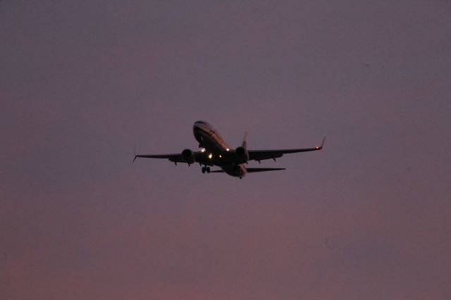 Boeing 737-800 (N524AS)