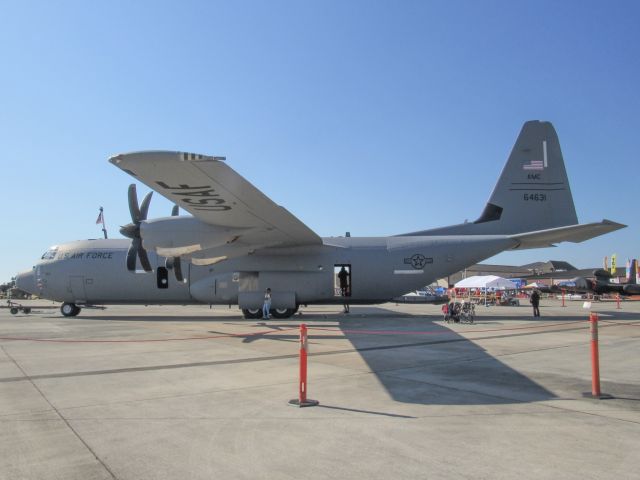 Lockheed C-130 Hercules —