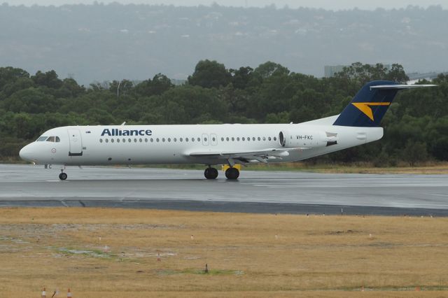 Fokker 100 (VH-FKC) - Fokker 100 Alliance VH-FKC Perth international/YPPH 31/0/17