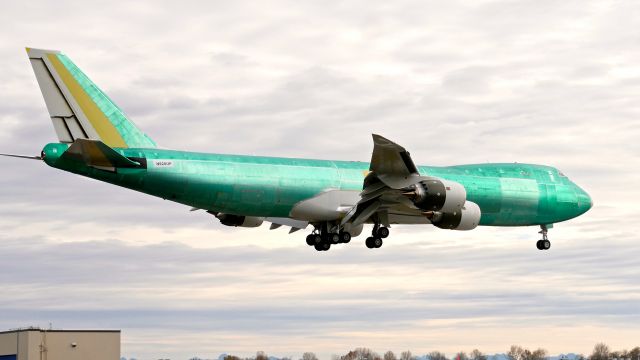 BOEING 747-8 (N620UP) - BOE684 on final to Rwy 16R to complete a B1 flight on 11.11.19. (B747-8F / ln 1557 / cn 65787).