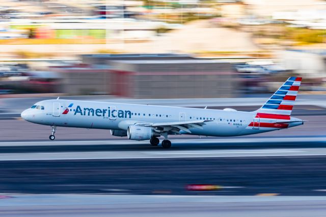 Airbus A321 (N188US) - An American Airlines A321 landing at PHX on 2/28/23. Taken with a Canon R7 and Canon EF 100-400 L ii lens.