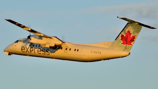 de Havilland Dash 8-300 (C-GVTA)