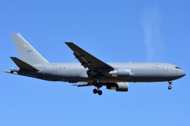 1846051 — - Pack 52 Heavy KC46A from the NH Air Guard 