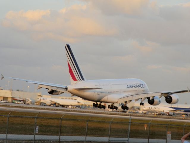 Airbus A380-800 (F-HPJJ)