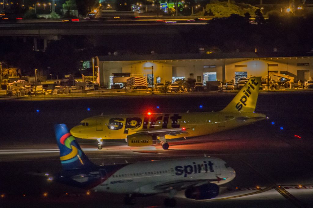 Airbus A319 (N534NK) - "old" and the New Spirit