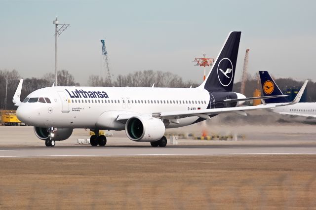 Airbus A320 (D-AINX)