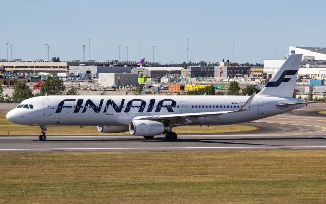 Airbus A321 (OH-LZO)