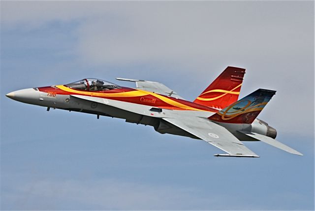 SDR18 — - RCAF, CF-18 HORNET DEMO @ WINDSOR AIR SHOW,2011