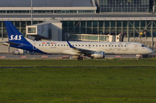 EMBRAER 195 (SE-RSO)