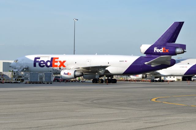 McDonnell Douglas DC-10 (N315FE)