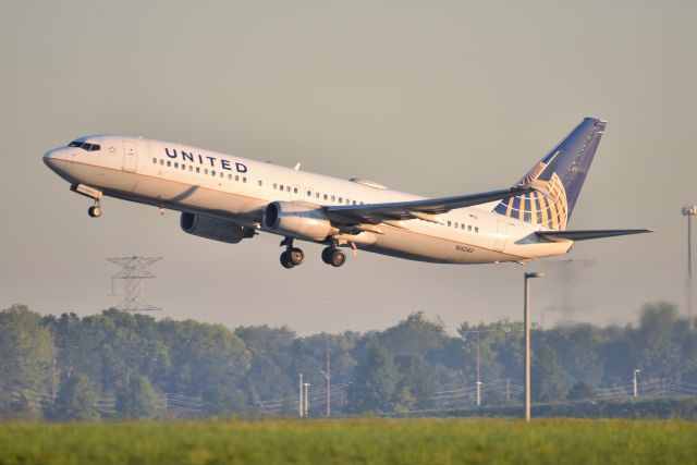 Boeing 737-800 (N14240) - 23-R 09-09-22