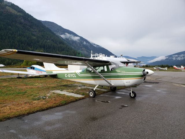 Cessna Skylane (C-GYCL)