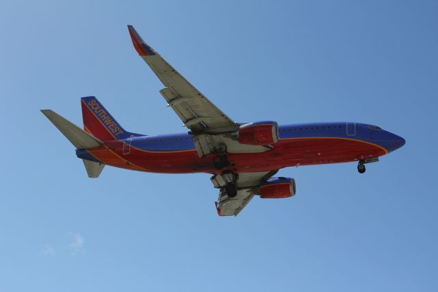 BOEING 737-300 (N361SW)