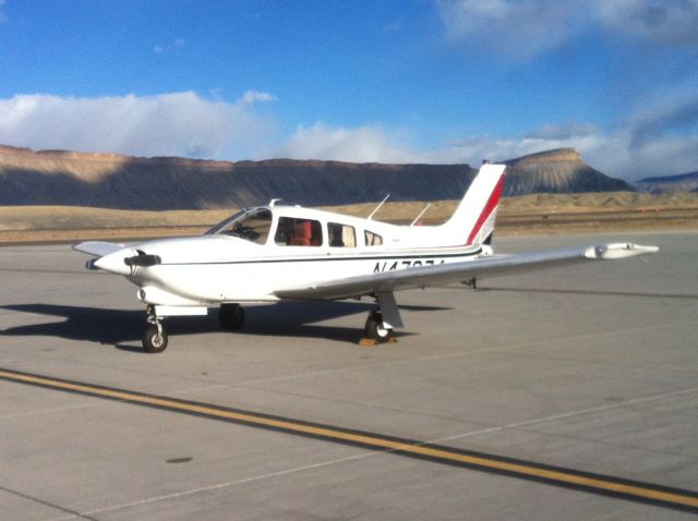 Piper Cherokee (N47874)