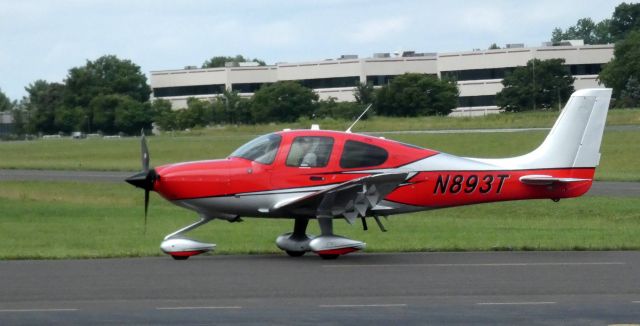 Cirrus SR-22 (N893T) - Taxiing to parking is this 2019 Cirrus SR22-G6 Turbo in the Summer of 2021.