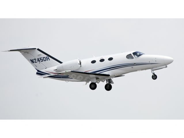 Cessna Citation Mustang (N245DR)