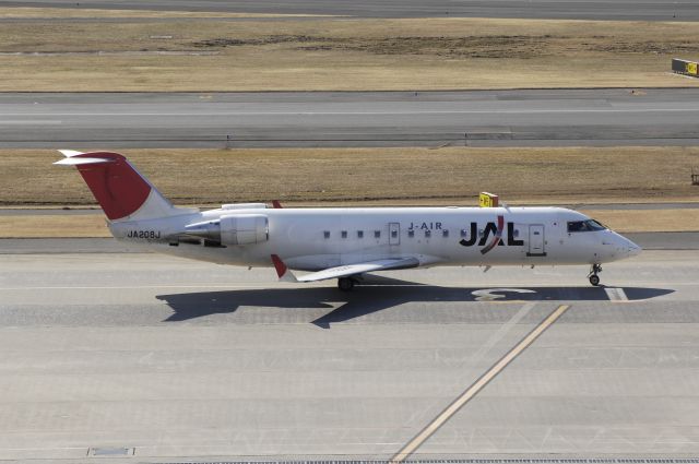 JA208J — - Taxing at Haneda Intl Airport on 2013/01/30