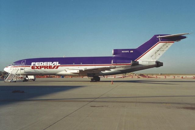 Boeing 727-100 (N510FE)