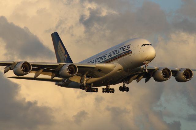 Airbus A380-800 (9V-SKQ) - On approach to LHR.