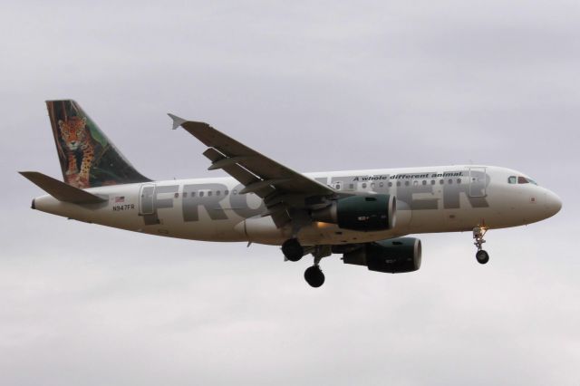 Airbus A319 (N947FR) - "Maya" The Jaguar (01-03-2011)