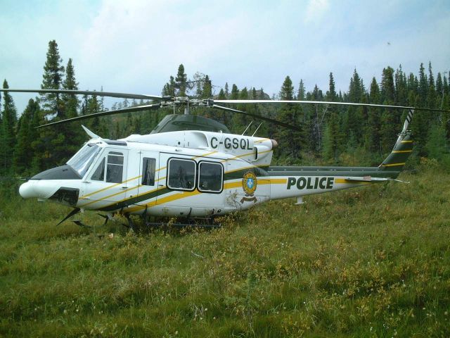 Bell 412 (C-GSQL) - Au nord de Schefferville