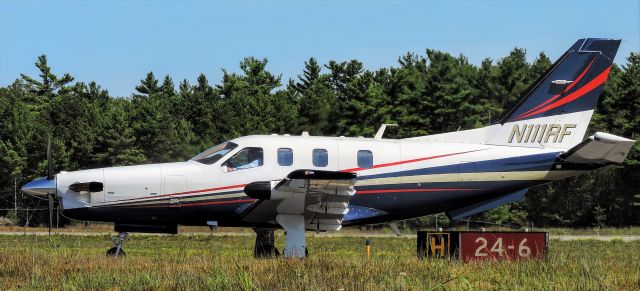 Socata TBM-700 (N111RF)