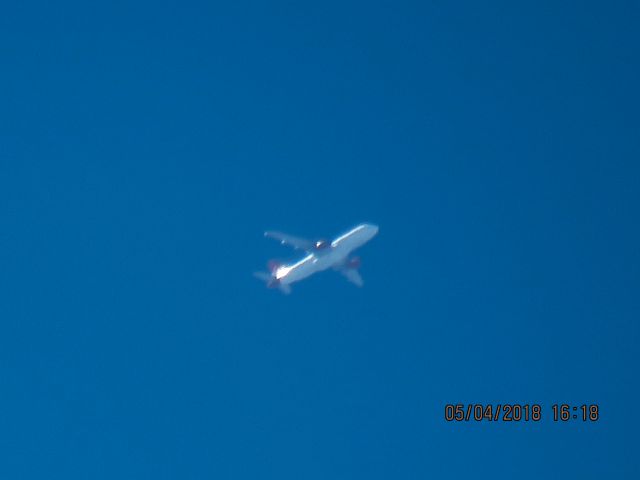 Airbus A320 (N629VA)