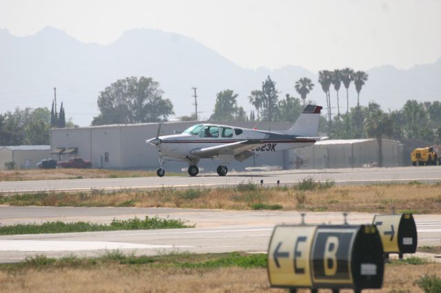 Beechcraft Bonanza (33) (N5623K)