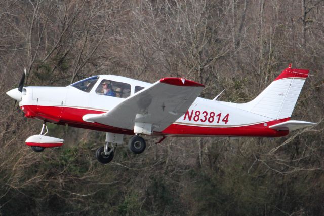 Piper Cherokee (N83814)