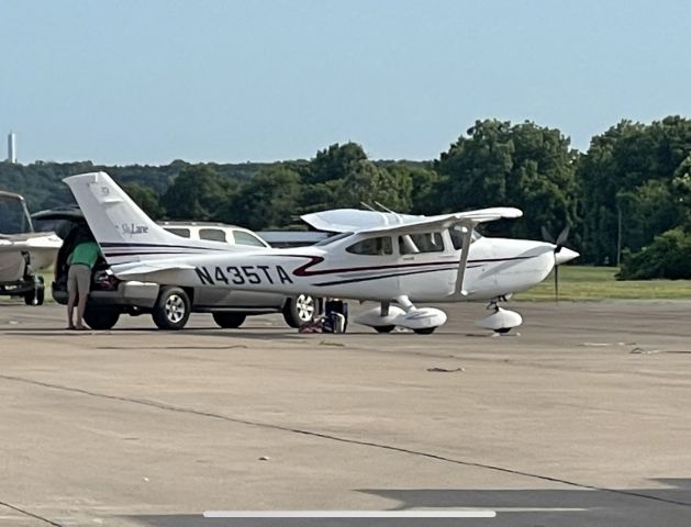 Cessna Skylane (N435TA)