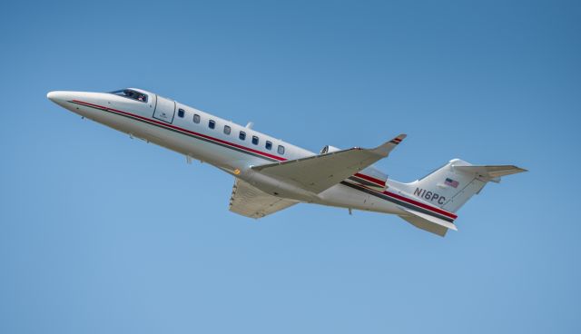 Bombardier Learjet 75 (N16PC) - Beautiful Lear 75 departing CAE