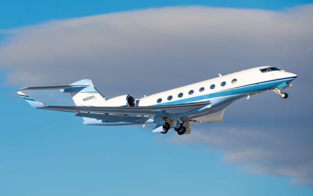 Gulfstream Aerospace Gulfstream G650 (N68885) - G650ER departing KBZN