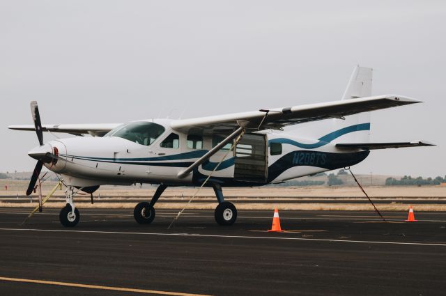 Cessna Caravan (N208TS)