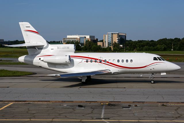 Dassault Falcon 900 (N116RW)