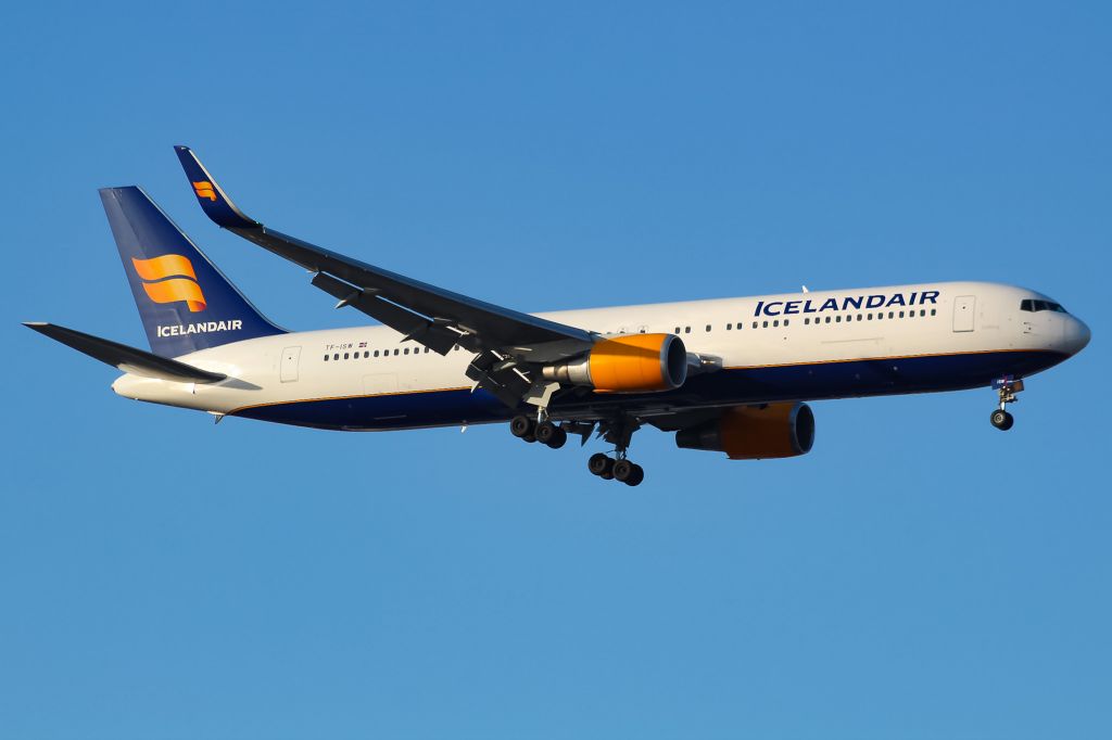 BOEING 767-300 (TF-ISW)